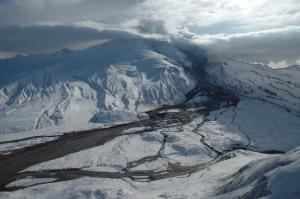 Mud & debris flows from Redoubt (Photo AVO/USGS)