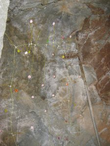 Blasting pattern prior to a shot