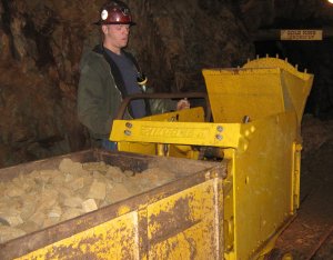 Mechanized Mucking with Pneumatic  Equipment