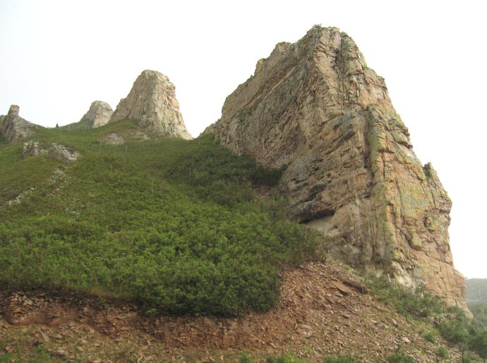 Dike formation south of La Veta, Colorado