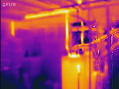 FLIR ONE image of a gas hot water heater under ordinary operating conditions